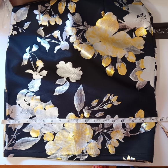 NWT metallic floral print dress stretch Women's black,Full Zip, Party Cocktail. - Picture 7 of 17